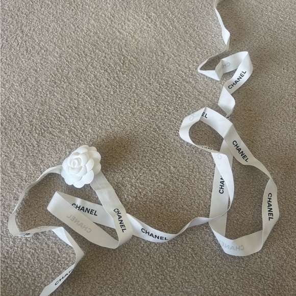 CHANEL Accessories - CHANEL White Ribbon with Camellia